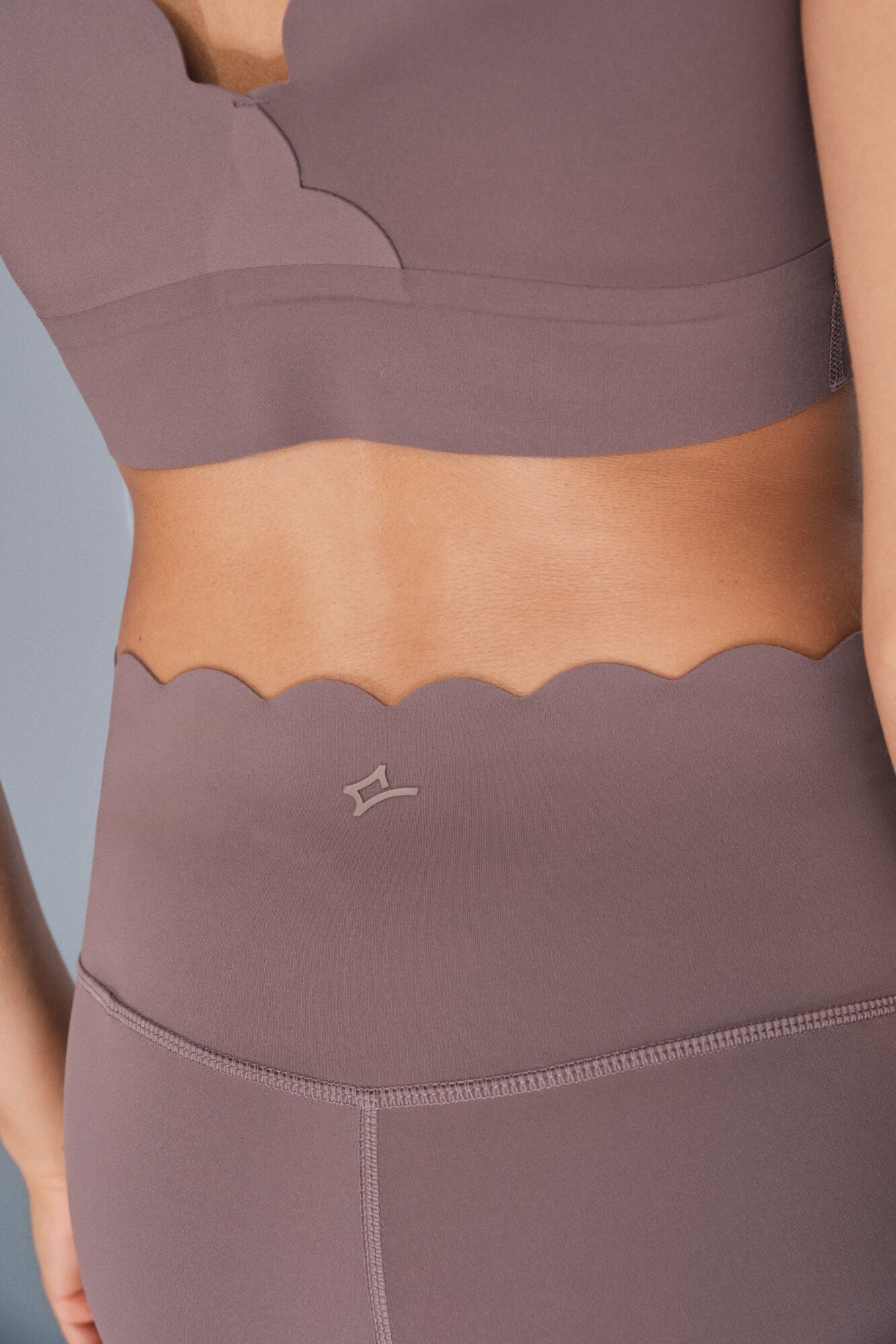 Dash and Stars Leggings COMPRESSIVE pirata marr&oacute;n nude