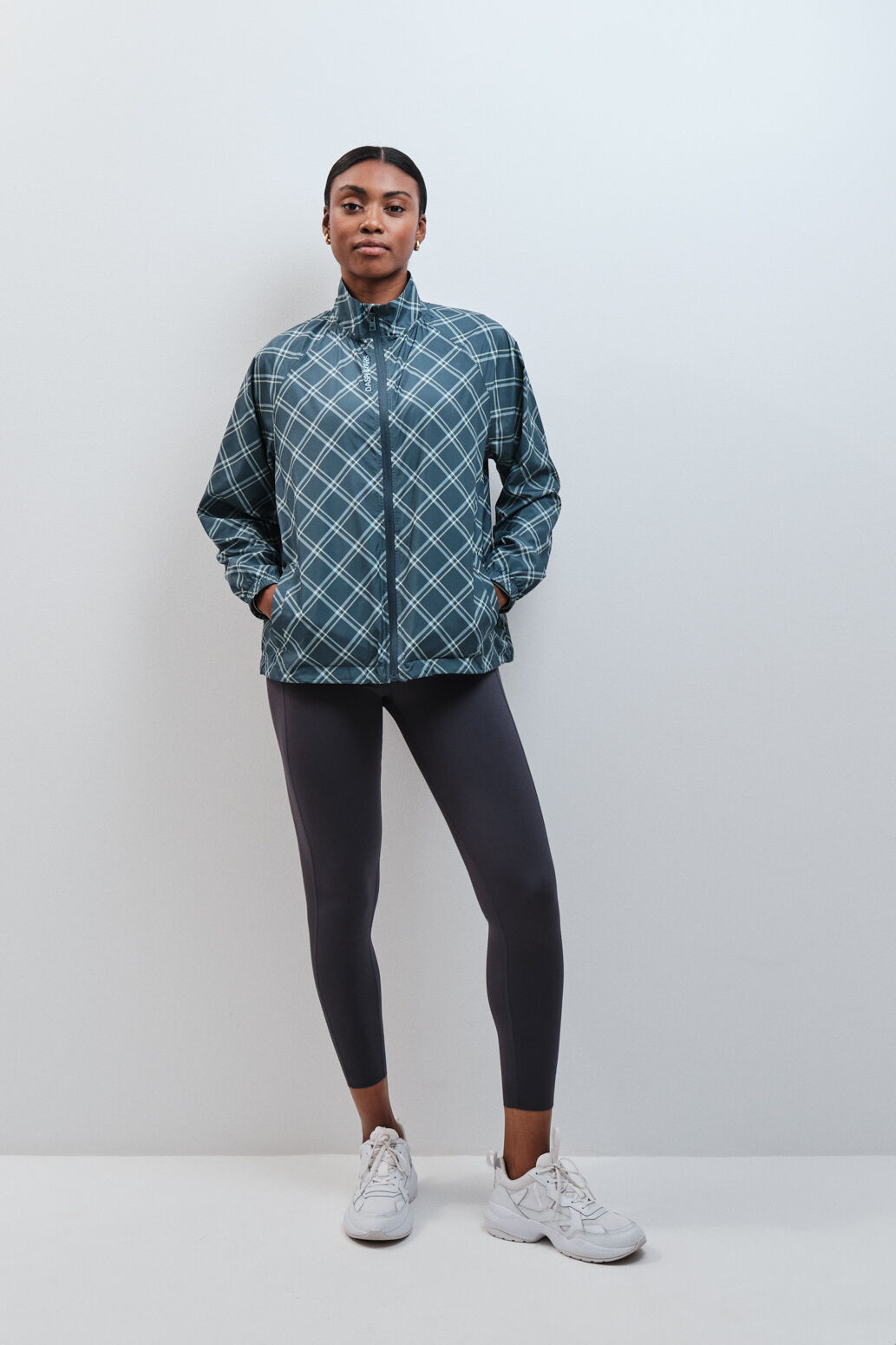 Dash and Stars Blus&atilde;o corta-vento bomber estampado xadrez verde