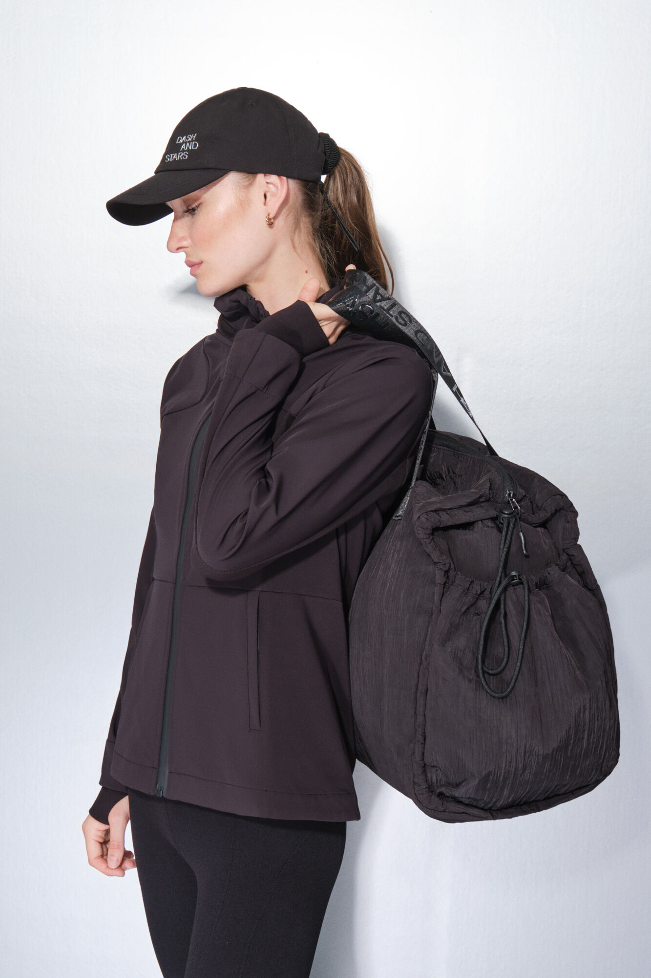 Dash and Stars Mala de viagem de nylon acetinado preto