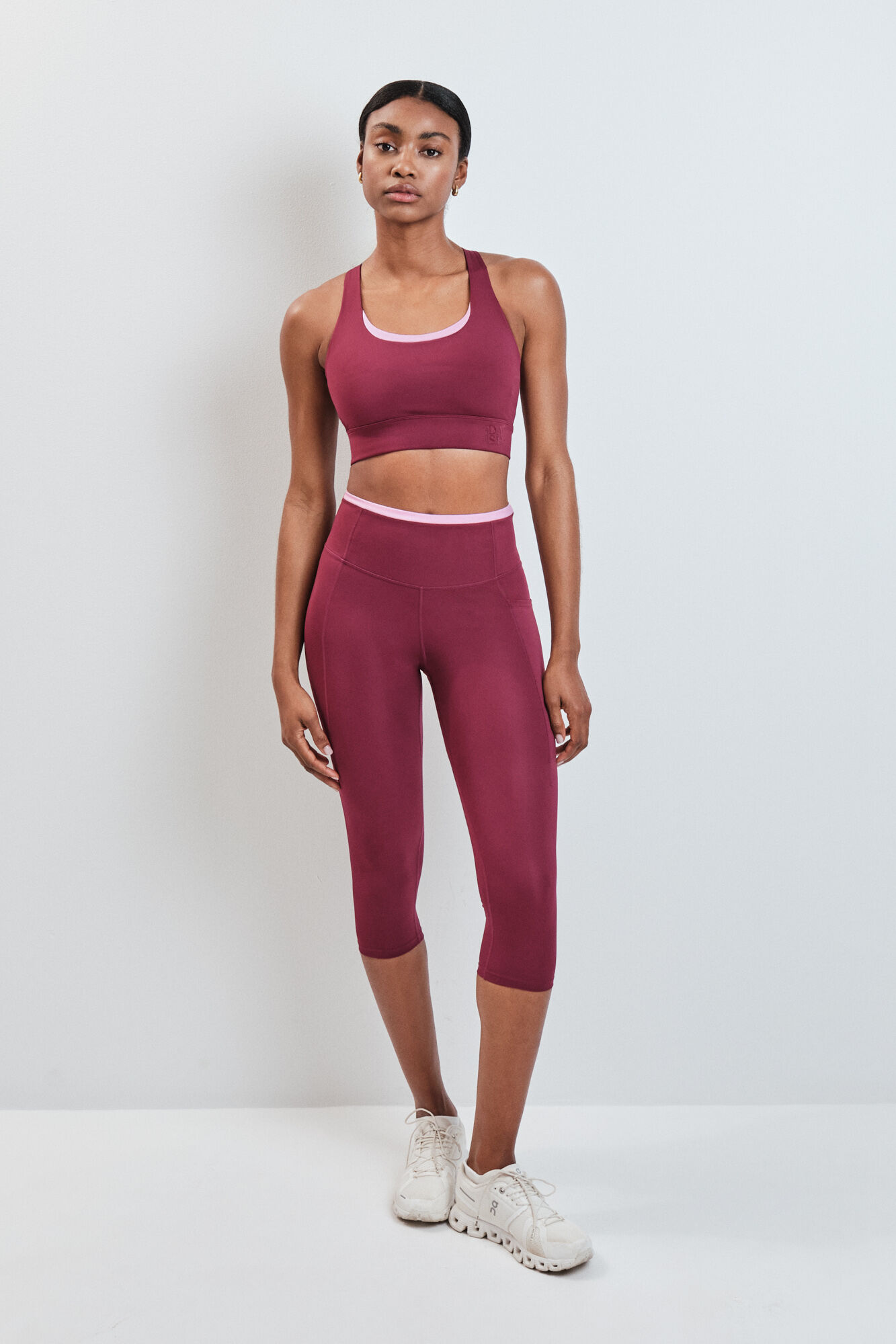 Dash and Stars Soutien desportivo 4D STRETCH borgonha vermelho