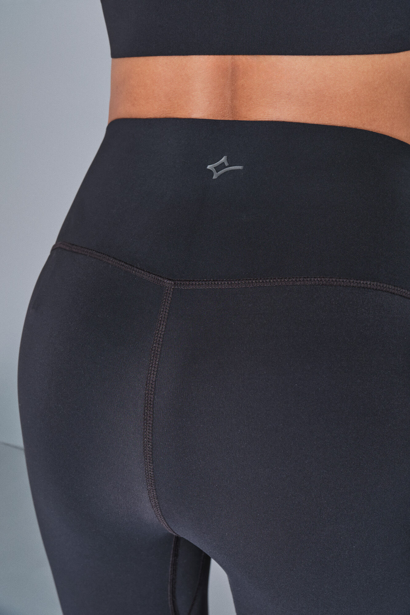 Dash and Stars Leggings Capri COMPRESSIVE negro negro