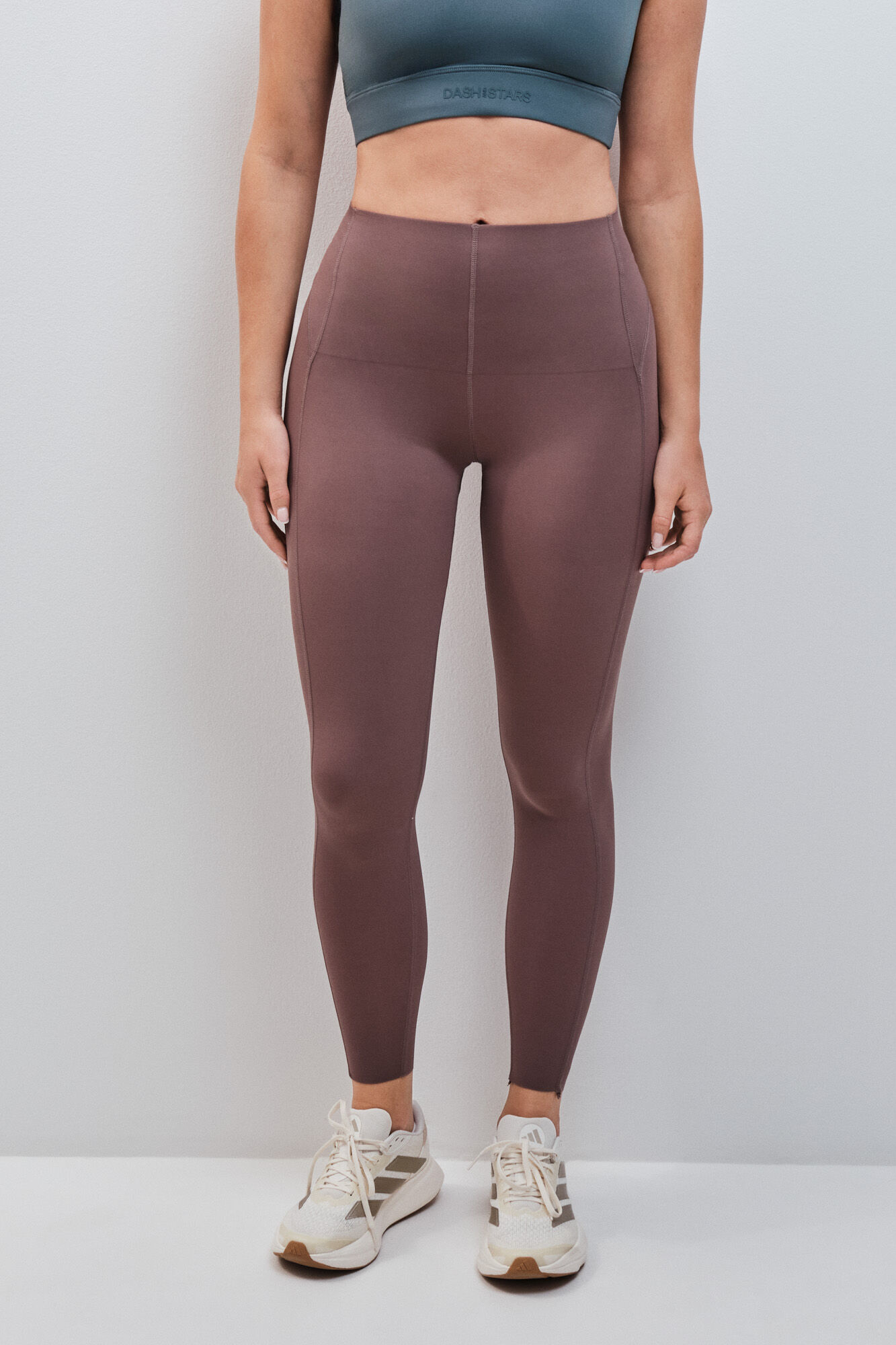 Dash and Stars Leggings COMPRESSIVE largo marr&oacute;n nude