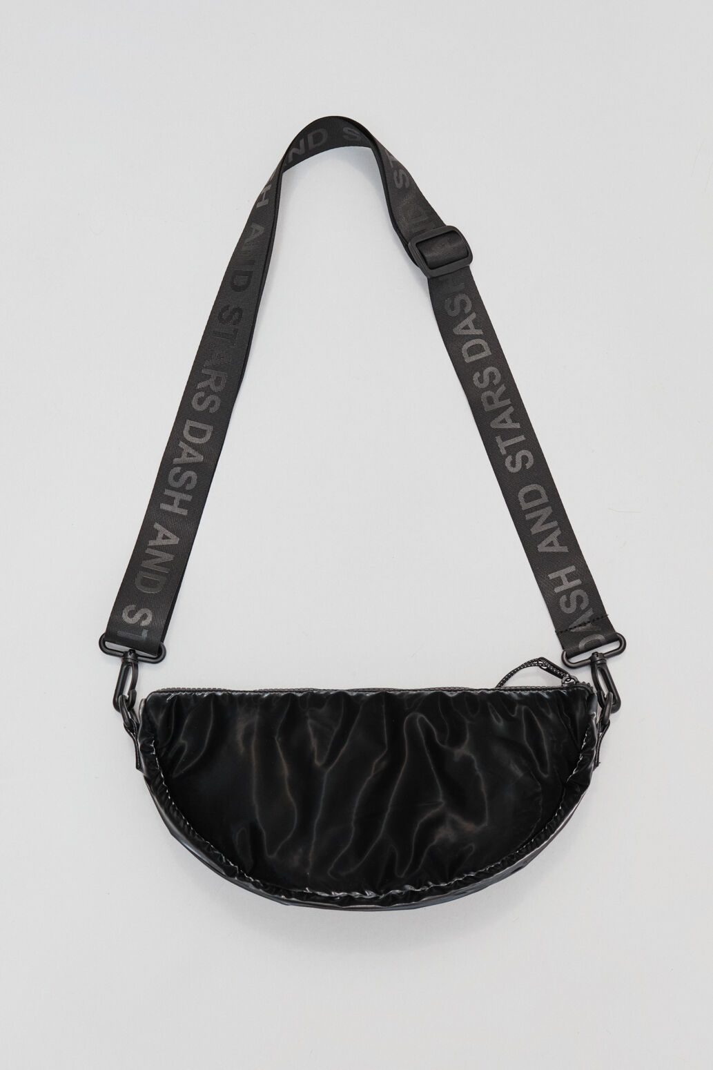 Dash and Stars Mala a tiracolo em nylon preto metalizado preto