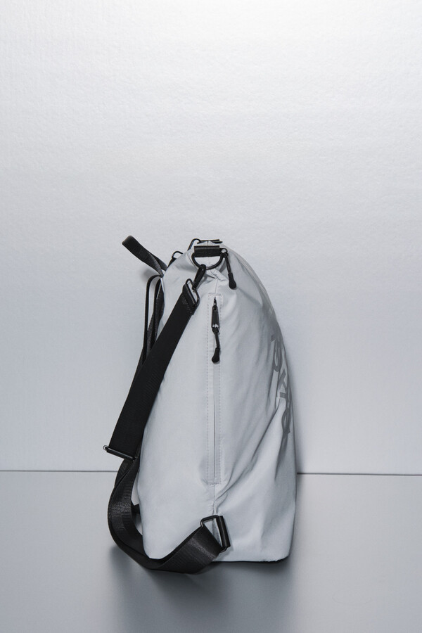 Dash and Stars Mochila multiposición nylon efecto metalizado negro