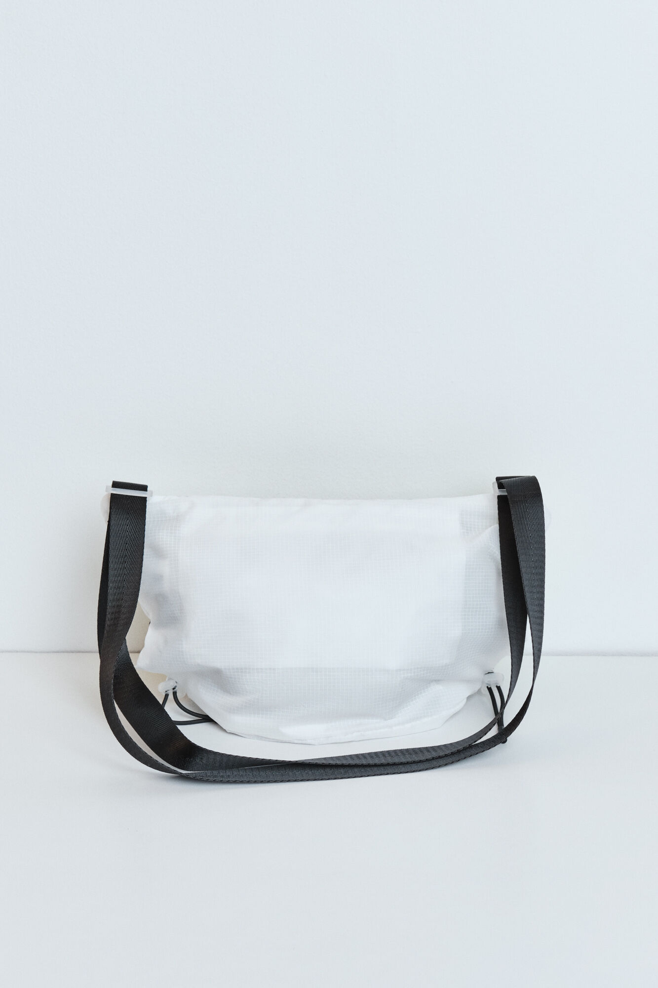 Dash and Stars Mala a tiracolo t&eacute;cnica branca beige