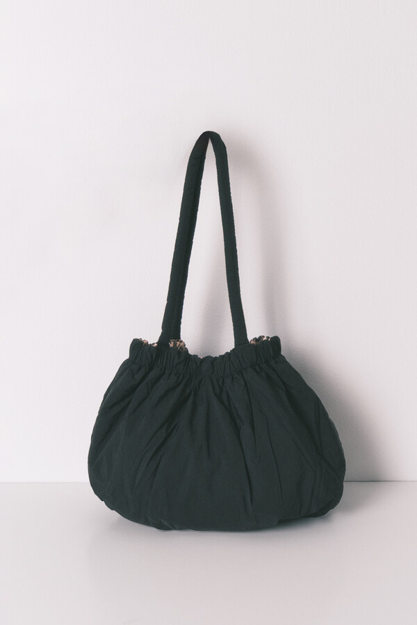 Women'secret Bolso reversible nylon animal print estampado