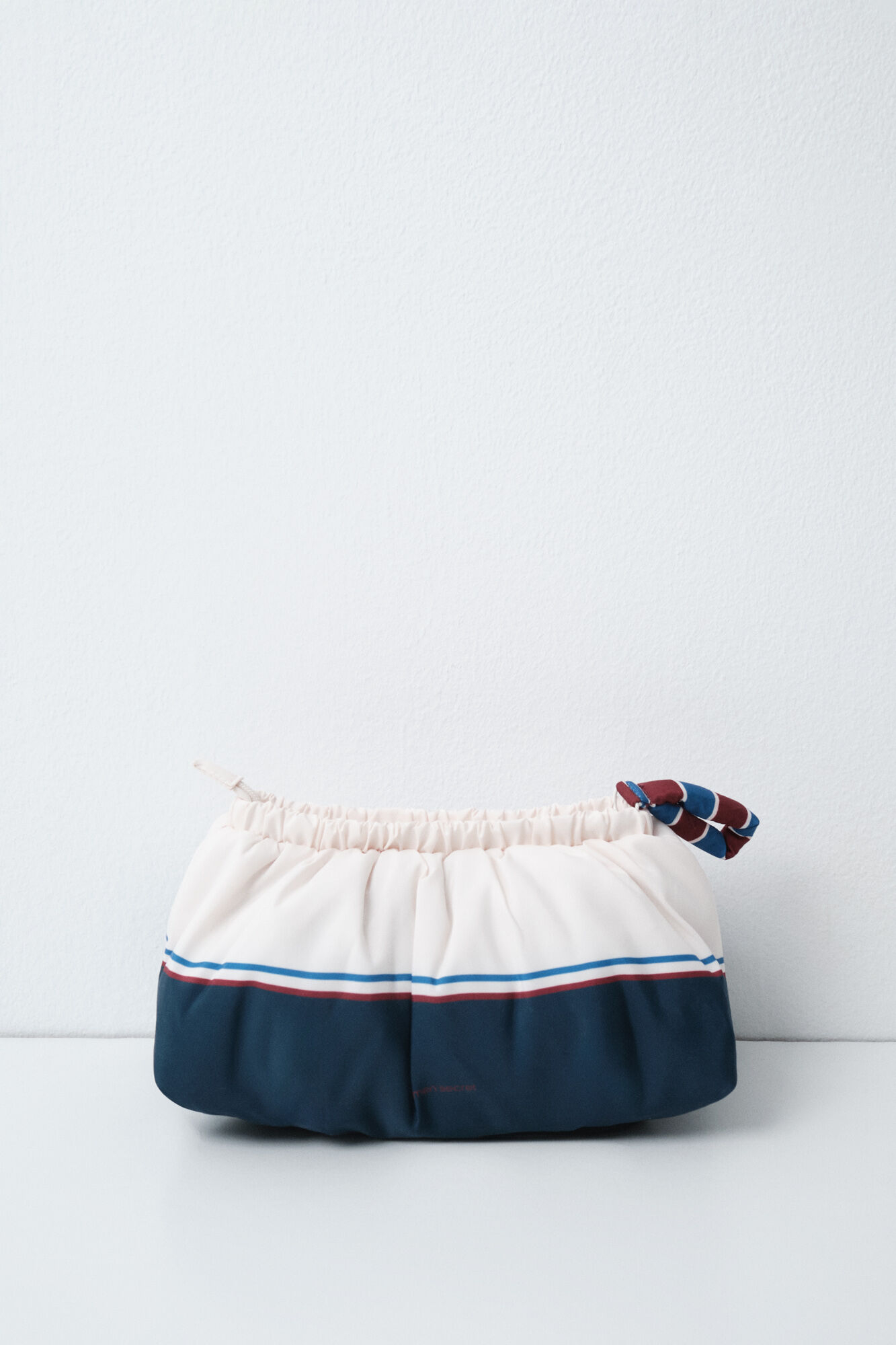 Women'secret N&eacute;cessaire pequeno franzido com al&ccedil;a estampado