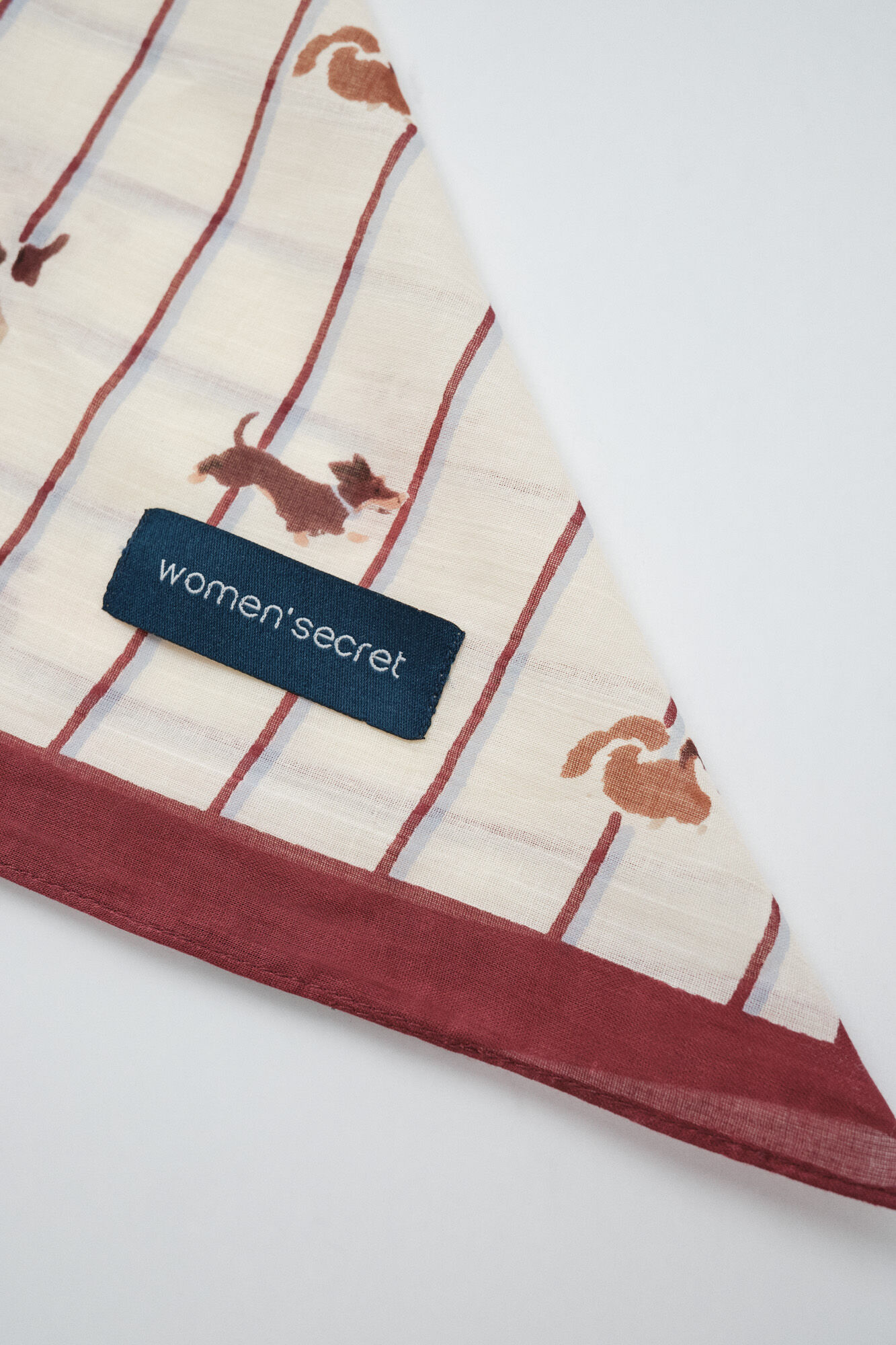 Women'secret Pa&ntilde;uelo bandana perros blanco