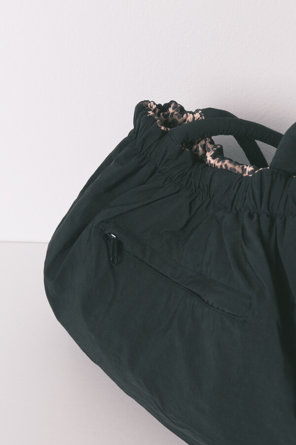 Women'secret Bolso reversible nylon animal print estampado