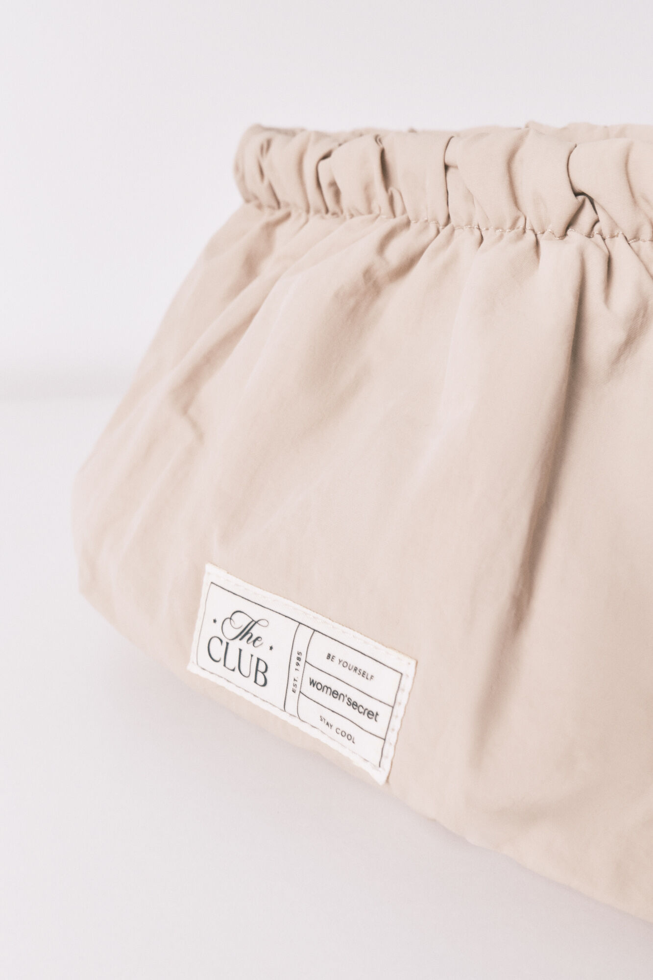 Women'secret N&eacute;cessaire pequena de nylon com estampa de animal cru