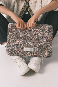 Women'secret Capa de computador de nylon com estampa animal
