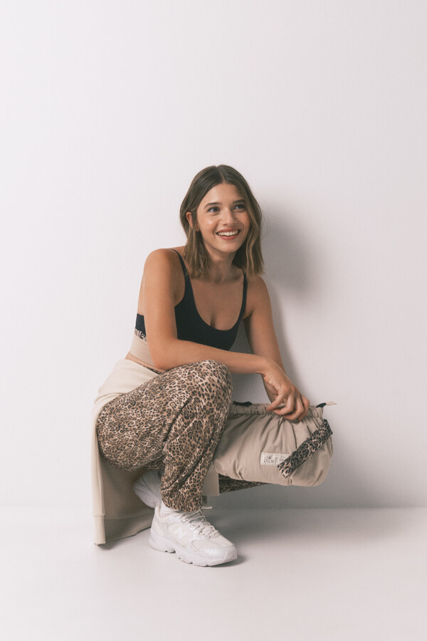 Women'secret Calça comprida com estampa animal de cenoura marrom cru