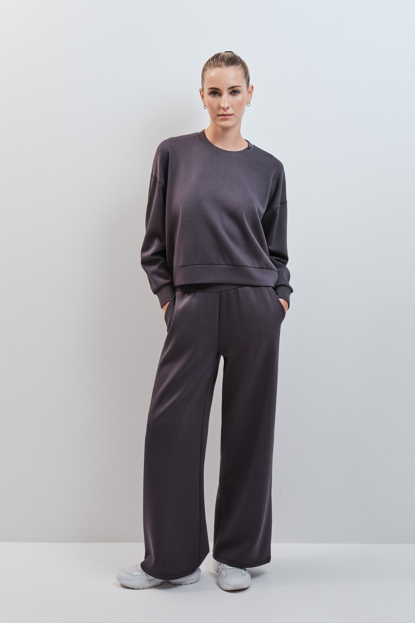 Womensecret Conjunto de sweatshirt e cal&ccedil;a 