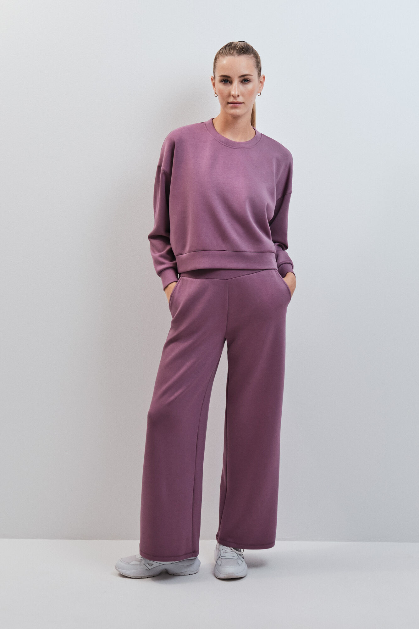 Womensecret Conjunto de sweatshirt e cal&ccedil;a 