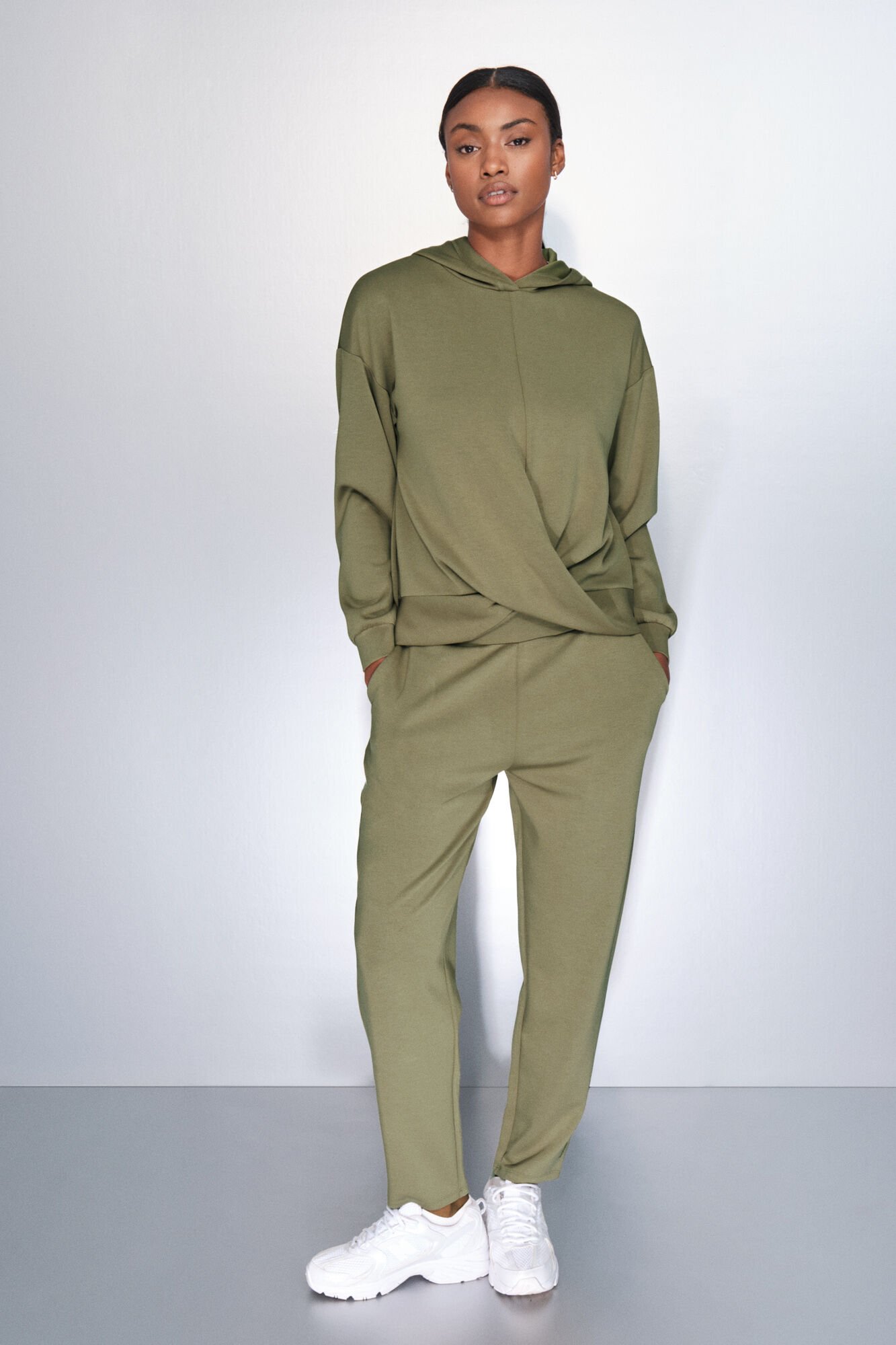 Womensecret Conjunto de sudadera y pantal&oacute;n 